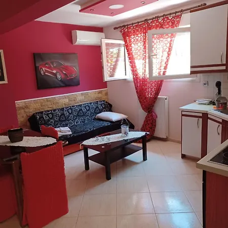 Sweet Apartment *
