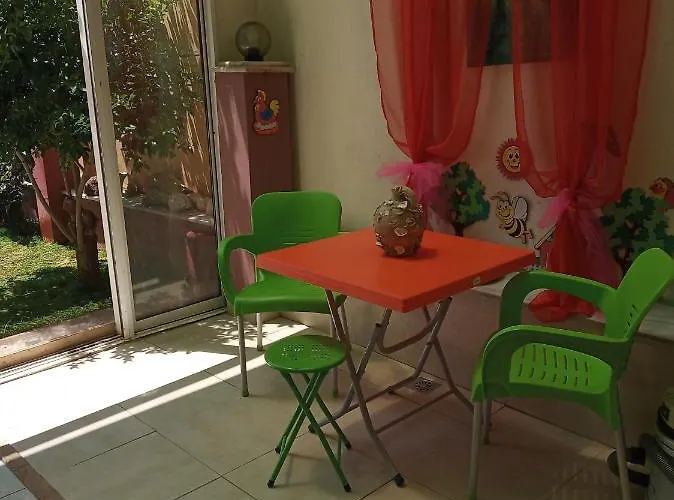 Sweet Nea Michaniona